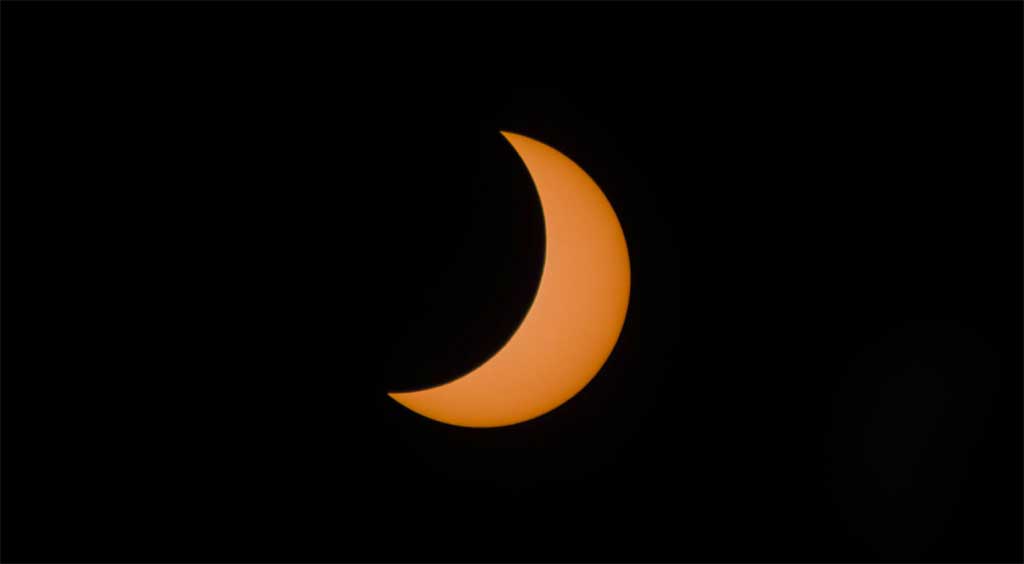 HERMOSO: Así fue el maravilloso eclipse de sol hoy en Argentina y Chile