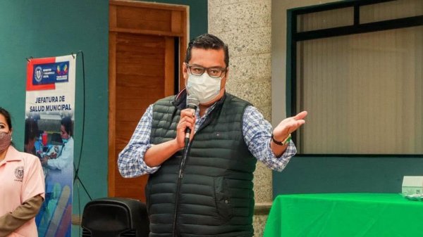 Deja Osvaldo García Bienestar de SMA por candidatura para alcaldía