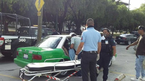 Joven da a luz en un taxi de León