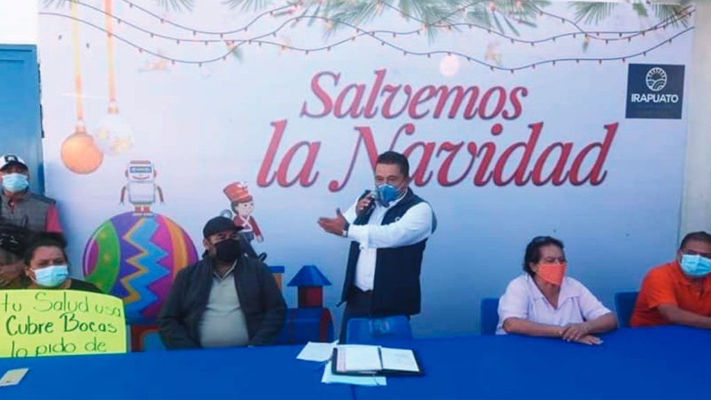 Arrancan 400 en mercado navideño; comerciantes podrán cambiar de giro