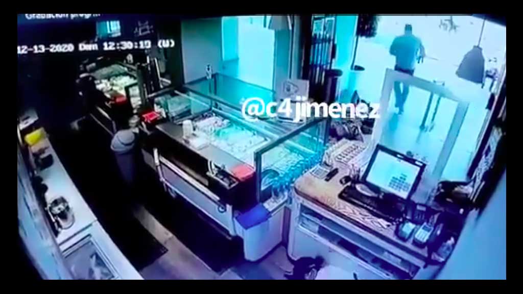 Canadiense es víctima de la delincuencia en la CDMX; le roban reloj de 300 mil pesos