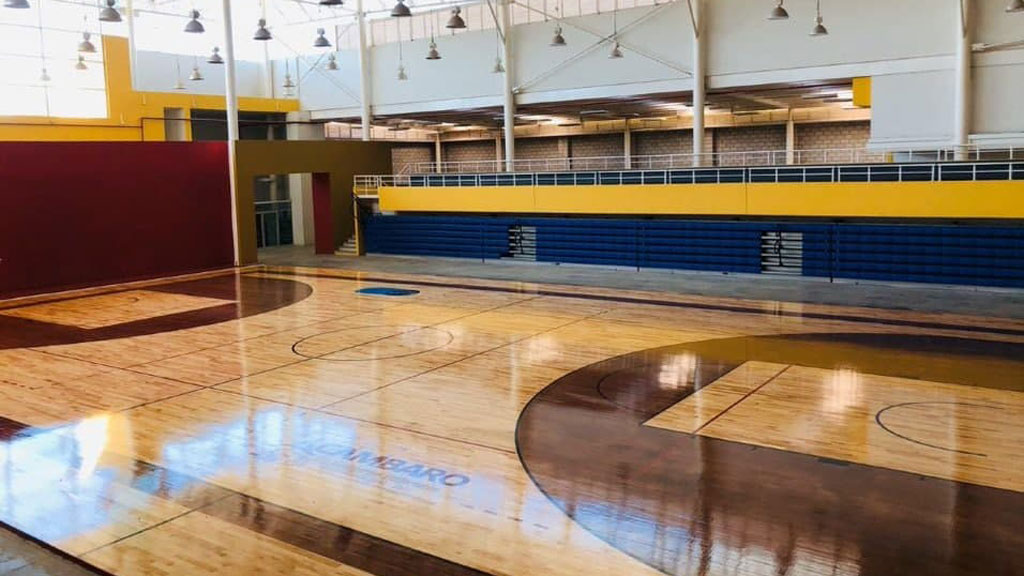 Estrenan impresionante cancha de basquetbol en Acámbaro