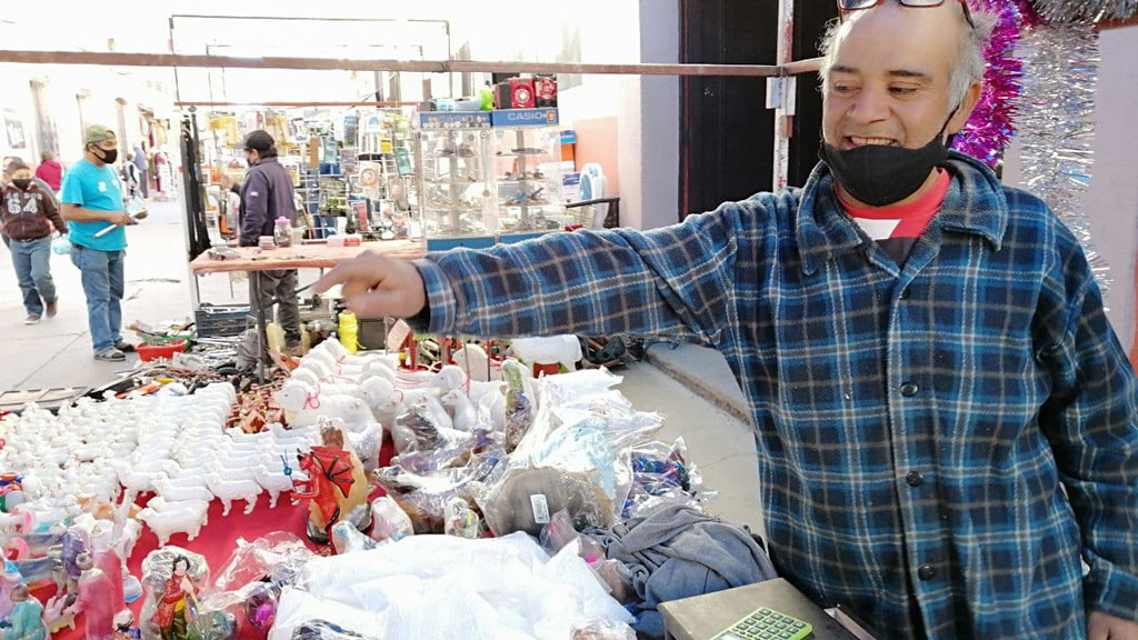 Pandemia aumenta brecha para vendedores navideños