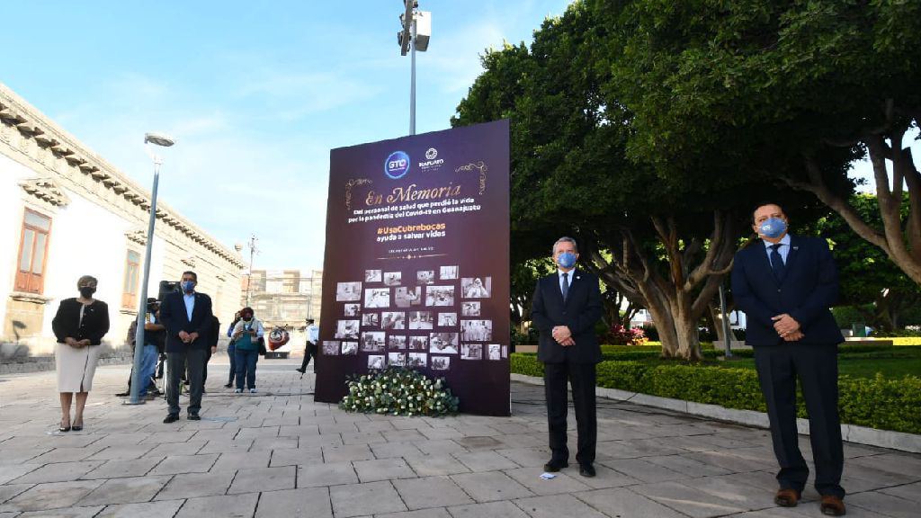 Homenajean a personal de la salud que perdió la vida por COVID-19