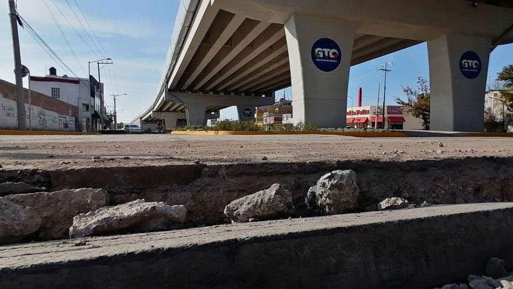 Exigen remover a director de IMIPE Celaya por omisión en Puente Fundación