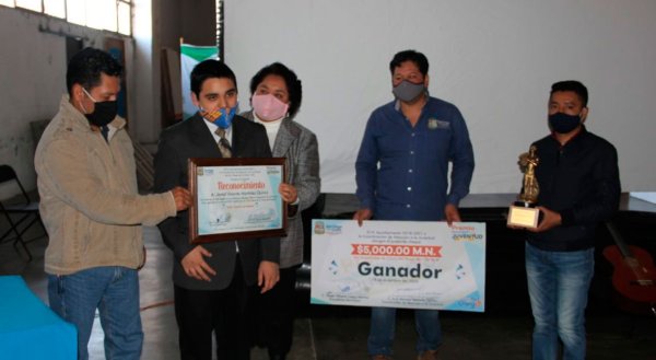 Galardonan a 7 jóvenes con Premio Nacional de la Juventud