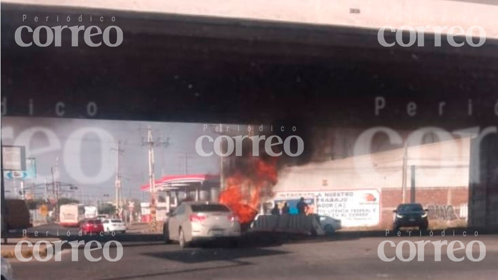 ¡Celaya vuelve a arder! Incendian vehículos con bombas molotov