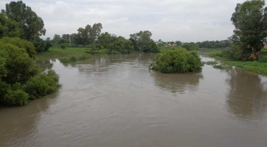 Habitantes del margen del río piden muro para evitar anegaciones