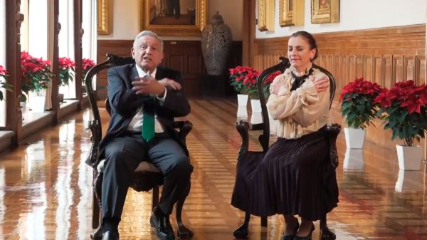 AMLO y Beatriz Gutiérrez desean feliz navidad; piden tener fe en el porvenir