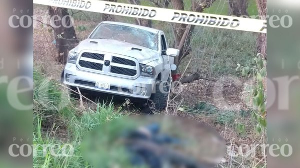 Accidente FATAL en carretera: mueren dos, quedan ocho heridos