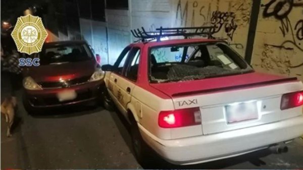 Asesina a golpes a un taxista por chocarlo en Iztapalapa