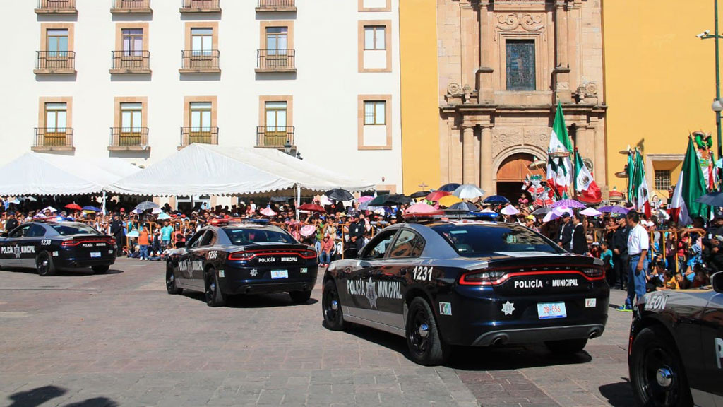 Adquieren 28 unidades para policías… y un Mazda de medio millón