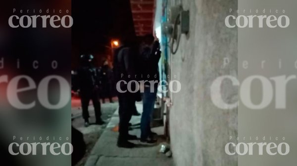 Acaban en barandilla por ruidosos y agresivos