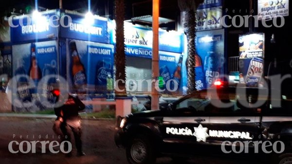 Sicarios entran a comercio en Yuriria y asesinan a un empleado