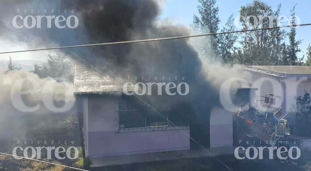 Arde escuela en la comunidad de Guadalupe