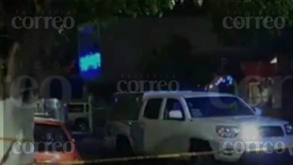 Lo acribillan frente a su familia en Los Olivos