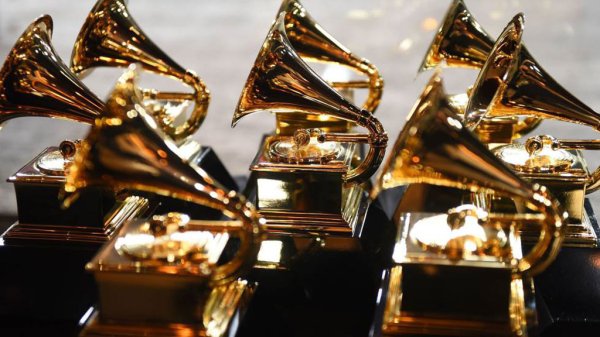 Posponen premios Grammy por repunte de Covid-19 en Los Ángeles