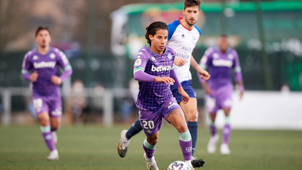 Lainez demuestra su potencial en triunfo del Betis