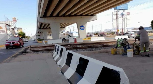 Esperan vecinos de la Avenida Irrigación reunión con autoridades