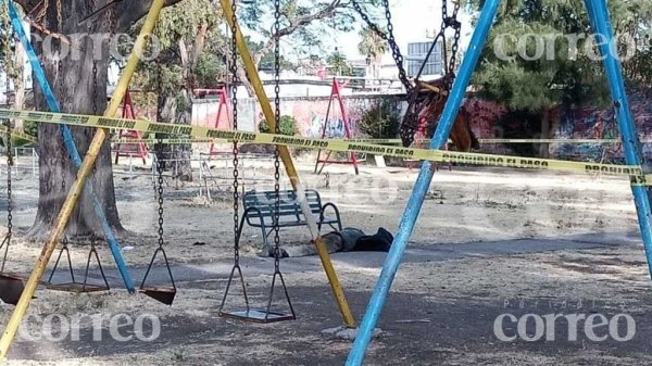 Localizan el cuerpo de una persona sin vida frente a una secundaria en Salamanca