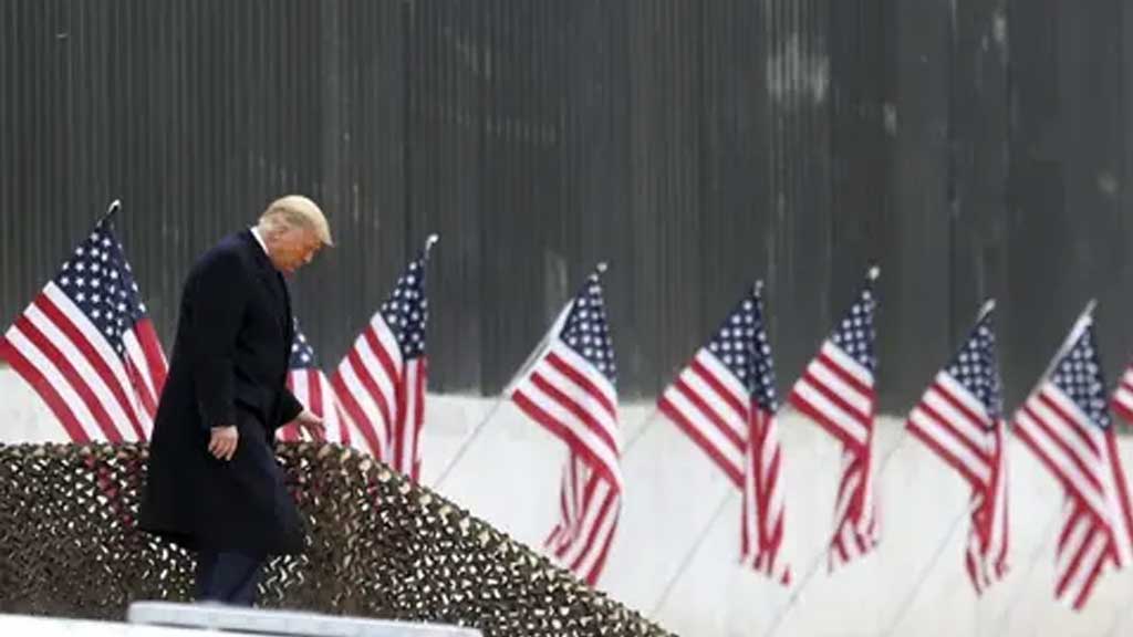 Trump se despide de su muro con México, una promesa cumplida a medias