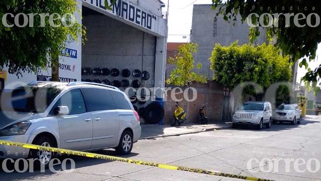 Ejecutan a balazos a un hombre dentro de un negocio en Uriangato