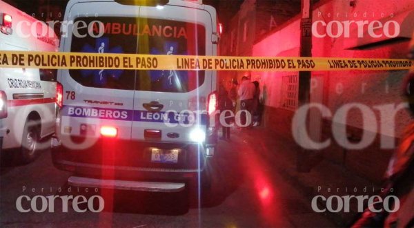 Sorprenden y balean a dos en San Juan de Dios