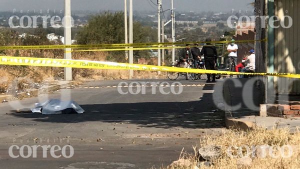 Hombre es ejecutado en Abasolo, su cuerpo queda en medio de la vía