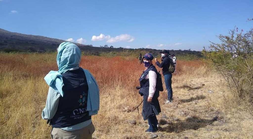 Localizan 3 fosas en el Cerro de Culiacán