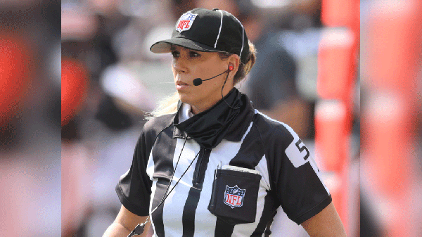 Conoce a Sarah Thomas: la primera mujer en oficiar un Super Bowl