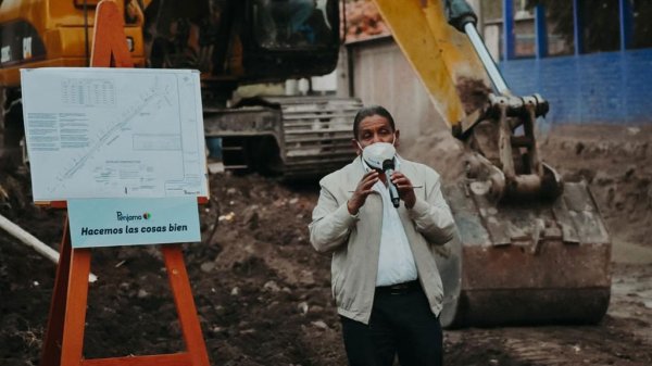 Arranca la pavimentación de calle en Rodeo de Ayala