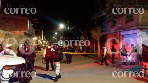 ASESINAN a menor de 14 años; NIÑA y adolescente resultan heridos de gravedad