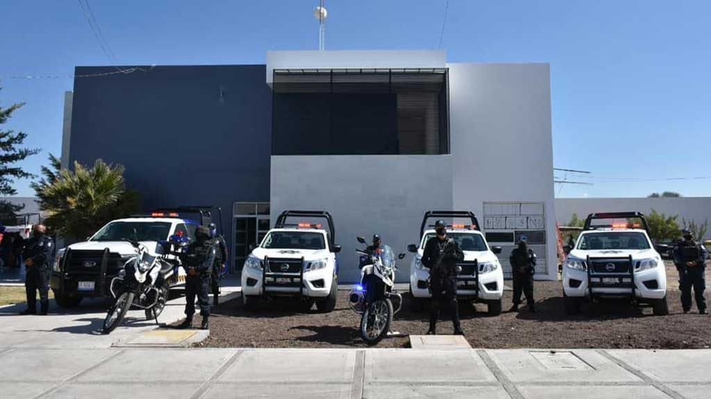 Inaugura Jorge Ortiz la pavimentación de calles y la tercera etapa del edificio de Seguridad Pública