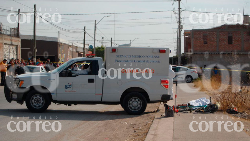 Atropella a VIEJITO que iba en su bicicleta y lo mata