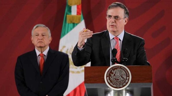 Marcelo Ebrard se aísla tras estar en contacto con AMLO