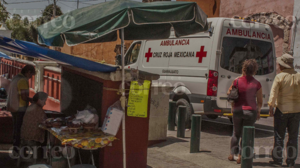 Abuelito se cae accidentalmente y muere en la Valenciana