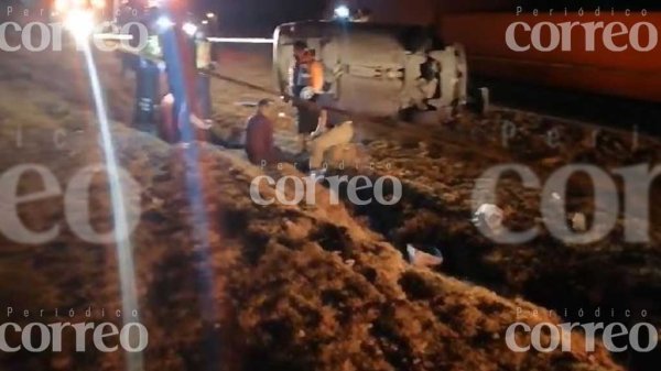 Volcadura en la Silao-Irapuato deja a una persona muerta y cuatro más lesionadas