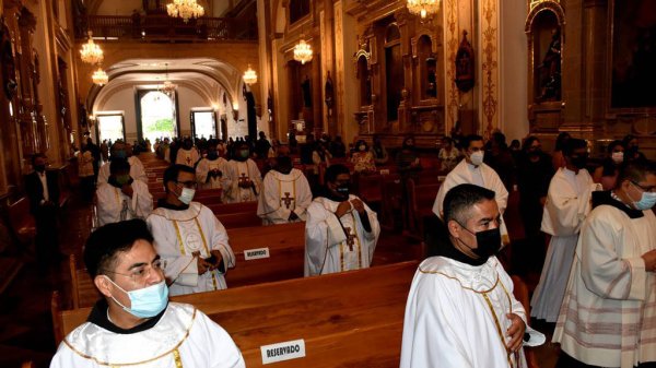 Reporta Arquidiócesis de León la muerte de seis sacerdotes por Covid-19