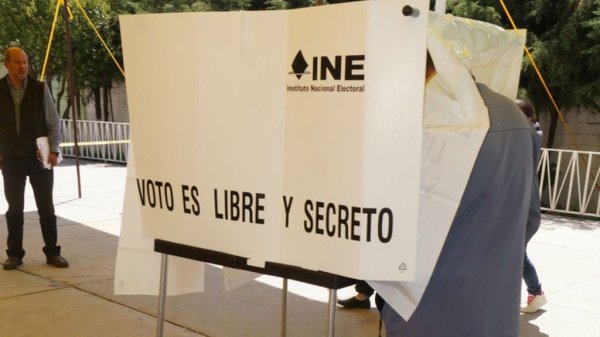 Empresarios y Observatorio buscan que más ciudadanos voten este año