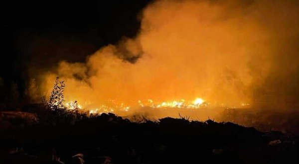 Sofocan incendio en relleno sanitario en Tarandacuao