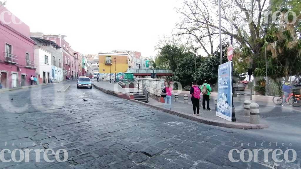 A golpes asesinan a un hombre en pleno centro de la Capital