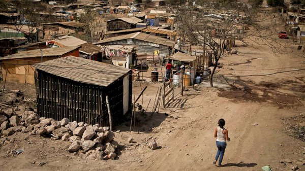 Aumentan en cerca de 10 millones los pobres en México por pandemia