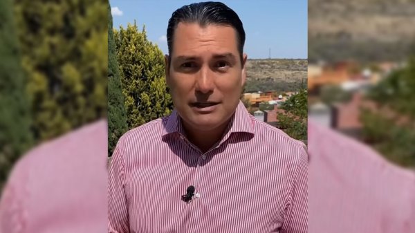 Precandidato vinculado por malversación cree que ‘conspiran’ en su contra