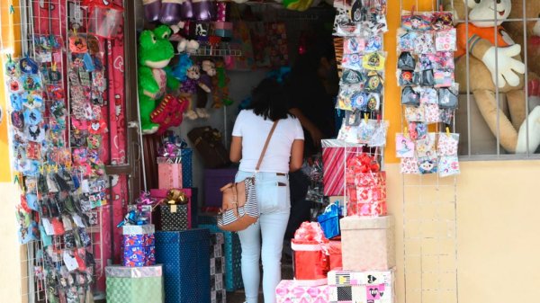 Piden no celebrar día del Amor y la Amistad por contagios y muertes