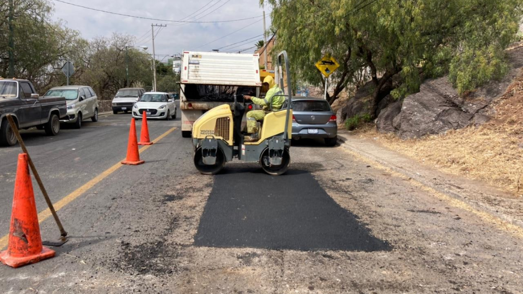 Piden retiran autos del bulevar Guanajuato para dar mantenimiento a la avenida