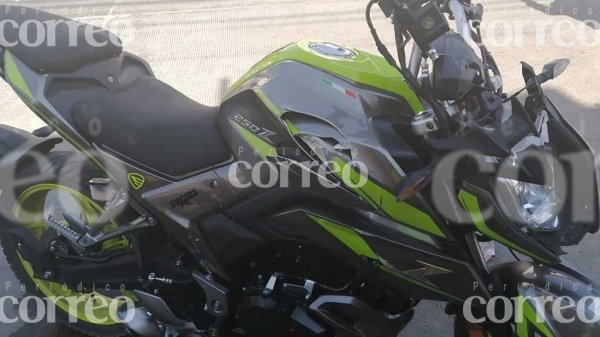 Motociclista resulta lesionado tras derrapar en Silao