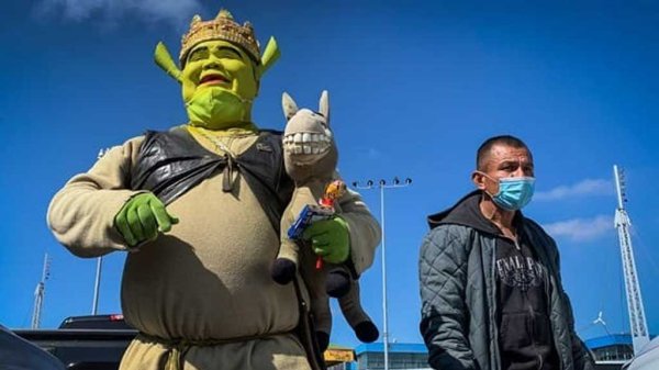 El Shrek de Tijuana, de la animación a la realidad por un bien comunitario