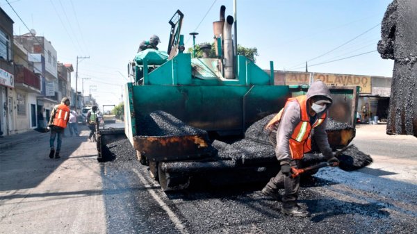 Inicia obra en avenida del Trabajo