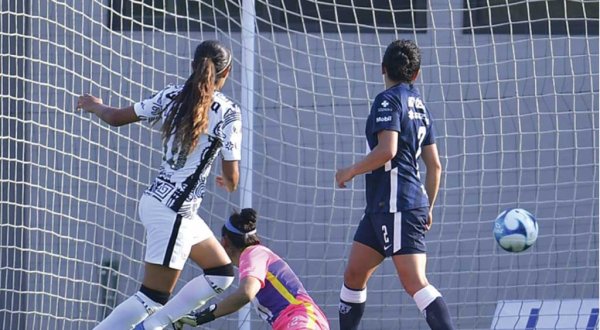 América acaba con el invicto de Pumas en la femenil