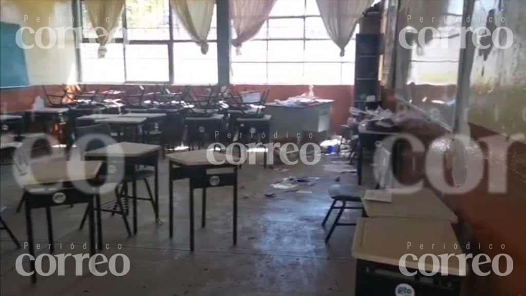 Roban escuelas en Irapuato: detienen a dos, pero otros escapan